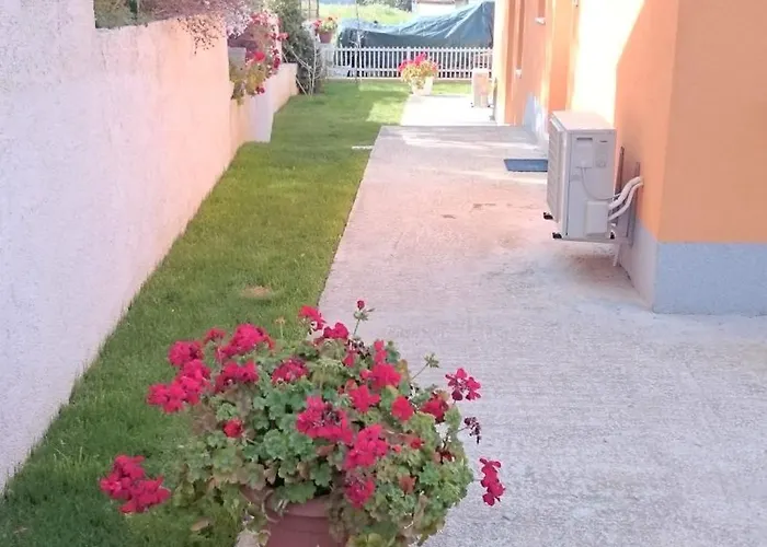 Shankini Apartman